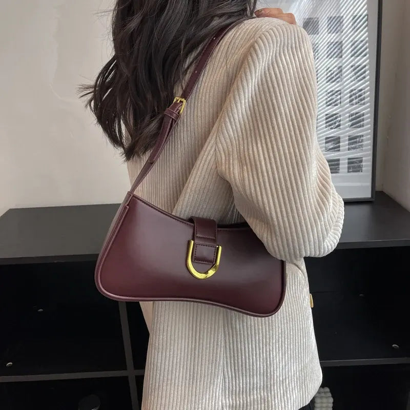 Bolsa Feminina de Couro Ombro Napoli Matfe
bolsa feminina
bolsa de couro
bolsa tiracolo
bolsa de ombro