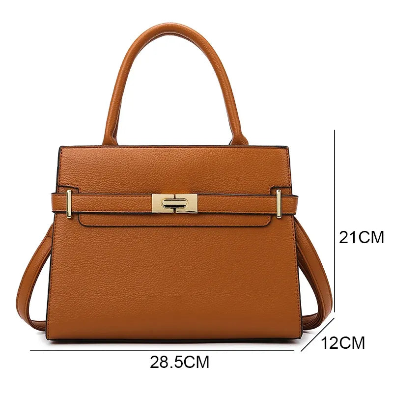  Bolsa Feminina De Couro Transversal - La Serena

bolsa feminina
bolsa transversal
bolsa de couro
bolsa tiracolo