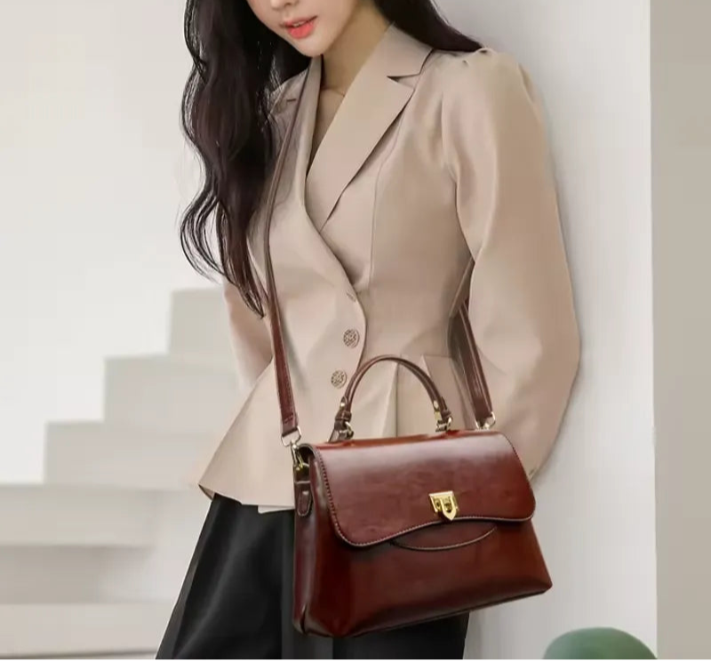 Bolsa Feminina De Couro Transversal Aquila