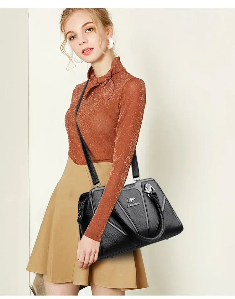 Bolsa Feminina De Couro Transversal Fiorela