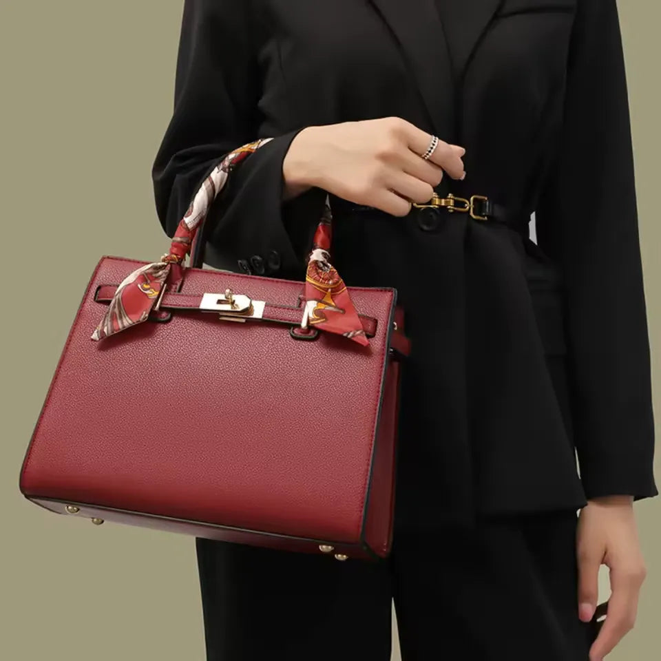 Bolsa Feminina De Couro Transversal Oásis