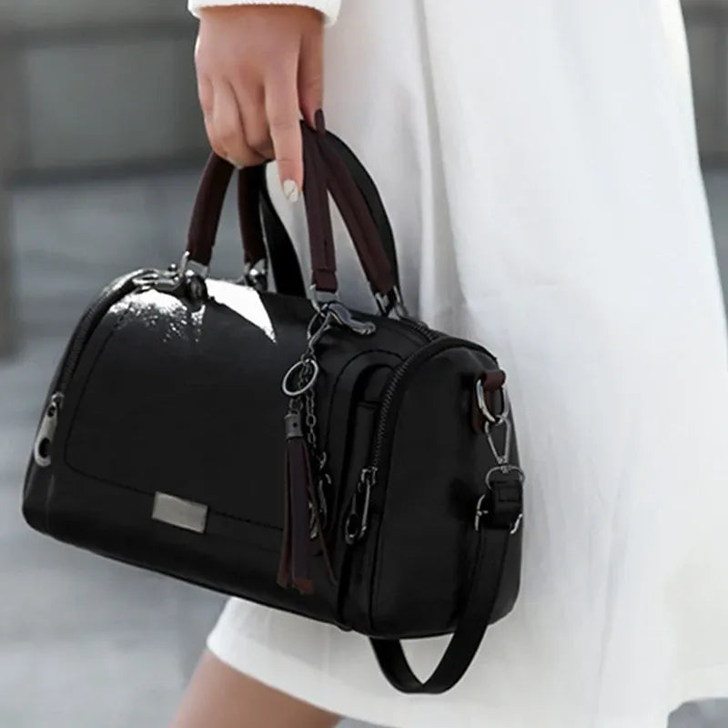 Bolsa Feminina Media De Couro Onix