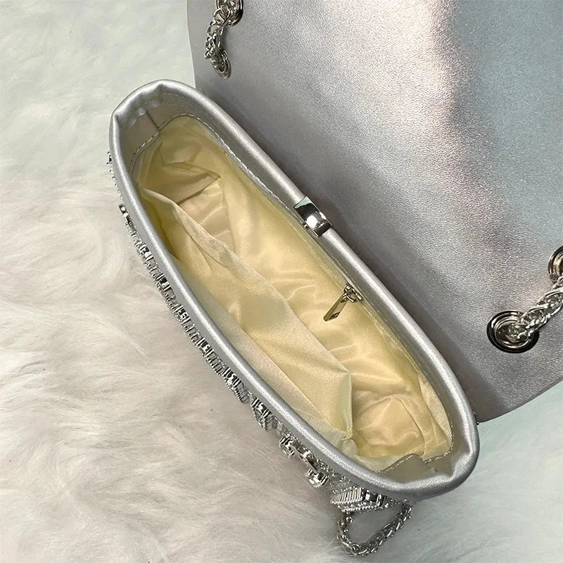 Bolsa Feminina Transversal Cristalizada Milano - Matife

 bolsa feminina
bolsa transversal
bolsa de couro
bolsa tiracolo