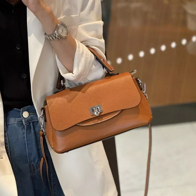 Bolsa Feminina Transversal De Couro Kaile