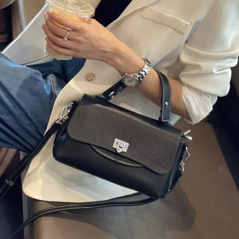 Bolsa Feminina Transversal De Couro Kaile