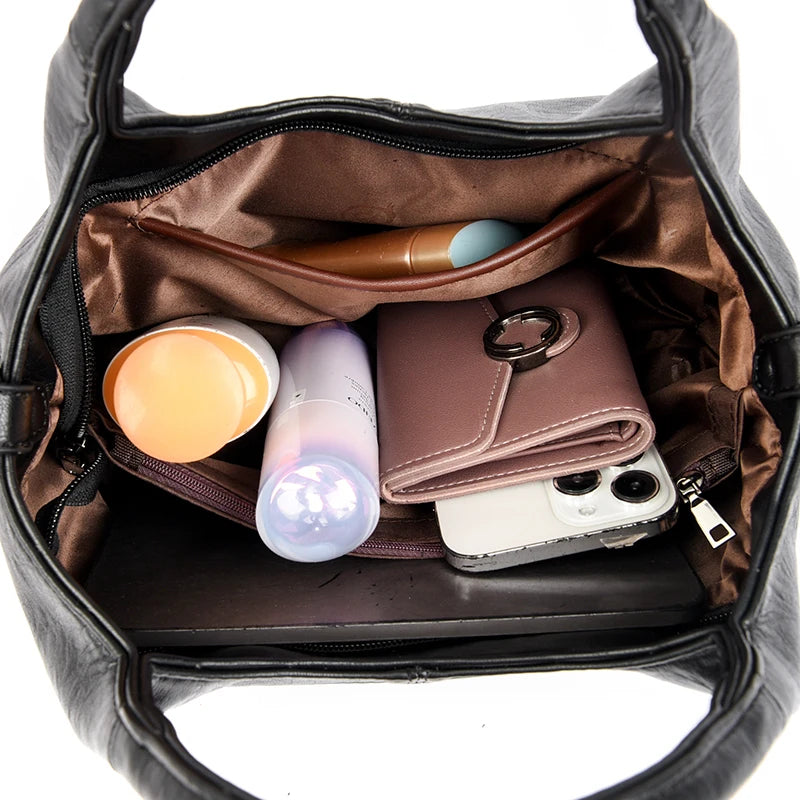 Bolsa_Feminina_Transversal_de_Couro_Sevilha_-_Matife

bolsa feminina
bolsa transversal
bolsa de couro
bolsa tiracolo
