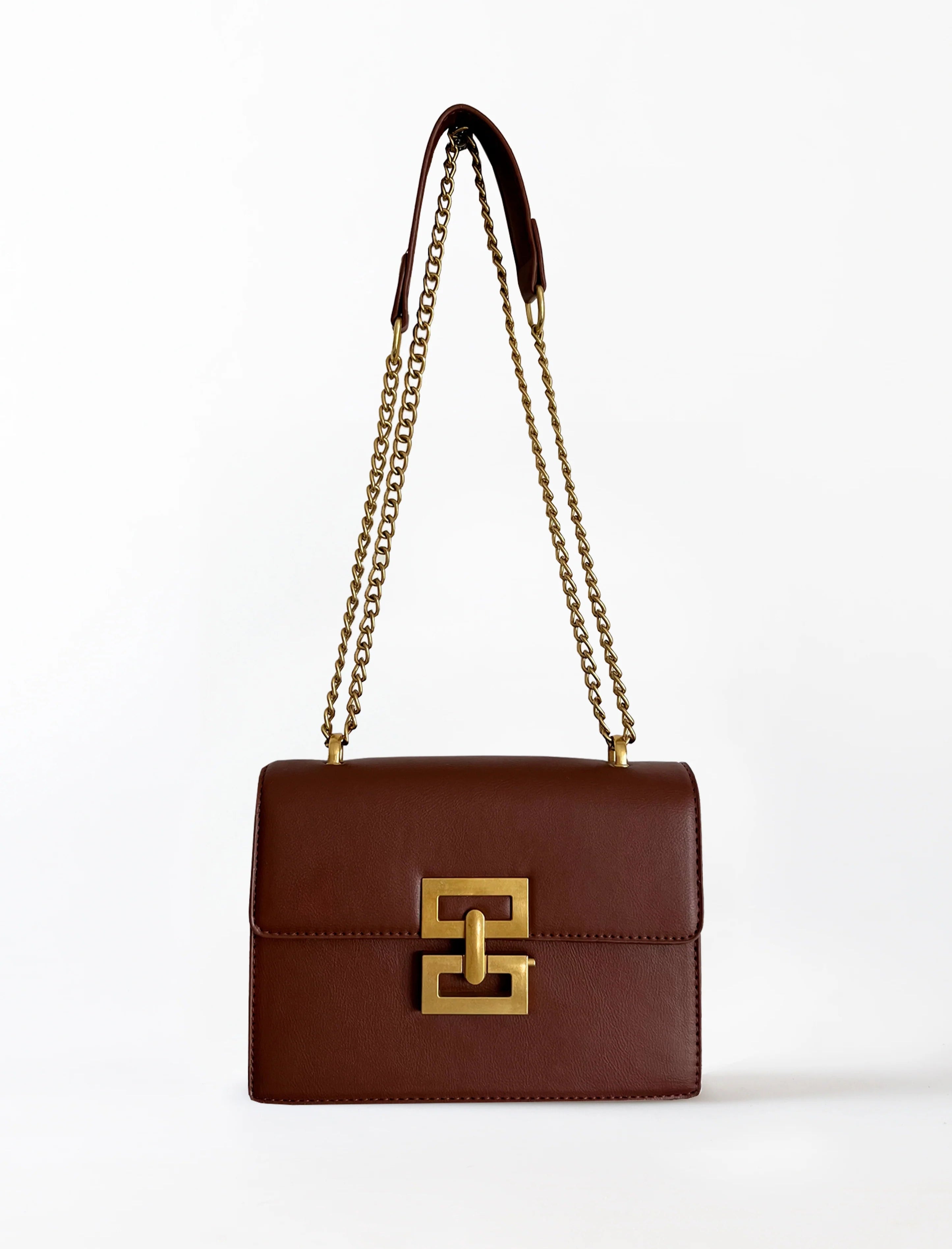 Bolsa Feminina Transversal de Couro Zurique - Matife
 
bolsa feminina
bolsa transversal
bolsa de couro
bolsa tiracolo
Bolsa Feminina Marrom