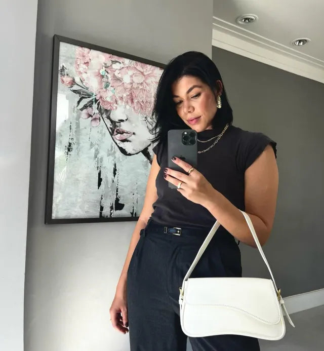 Bolsa Feminina de Couro Ombro Mavi Matife 1

Bolsa Feminina de Couro Branco
bolsa feminina de couro
bolsa de couro
bolsa tiracolo
bolsa de ombro
