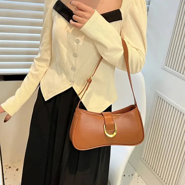 Bolsa Feminina de Couro Ombro Napoli Matfe 

Bolsa Feminina de Couro Marrom
bolsa feminina de couro
bolsa de couro
bolsa tiracolo
bolsa de ombro
