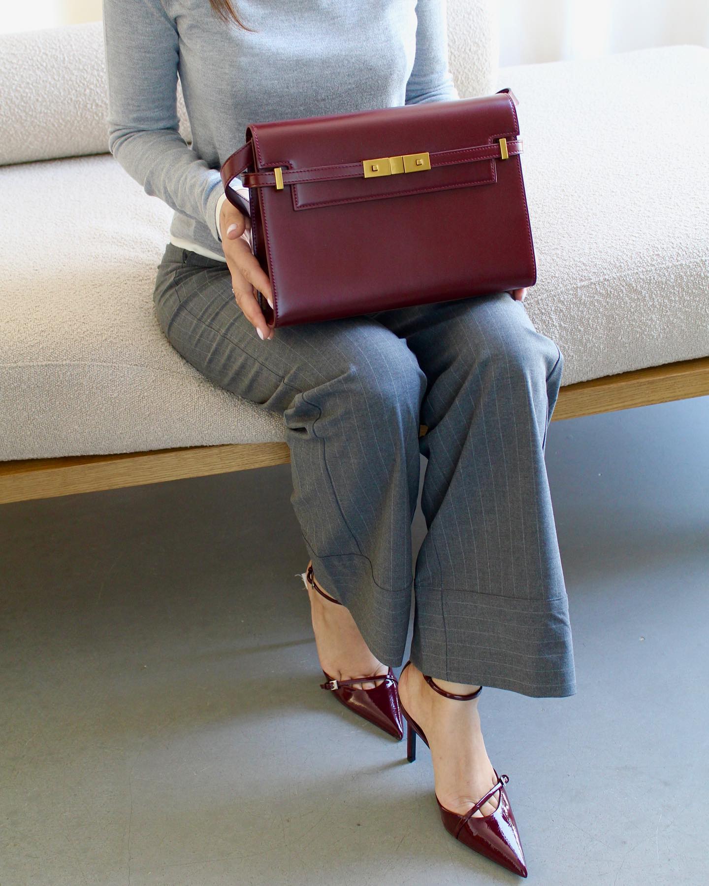 Bolsa_Feminina_de_Couro_Transversal_Madri_Matife

Bolsa Feminina de couro transversal vinho

bolsa femina de couro 