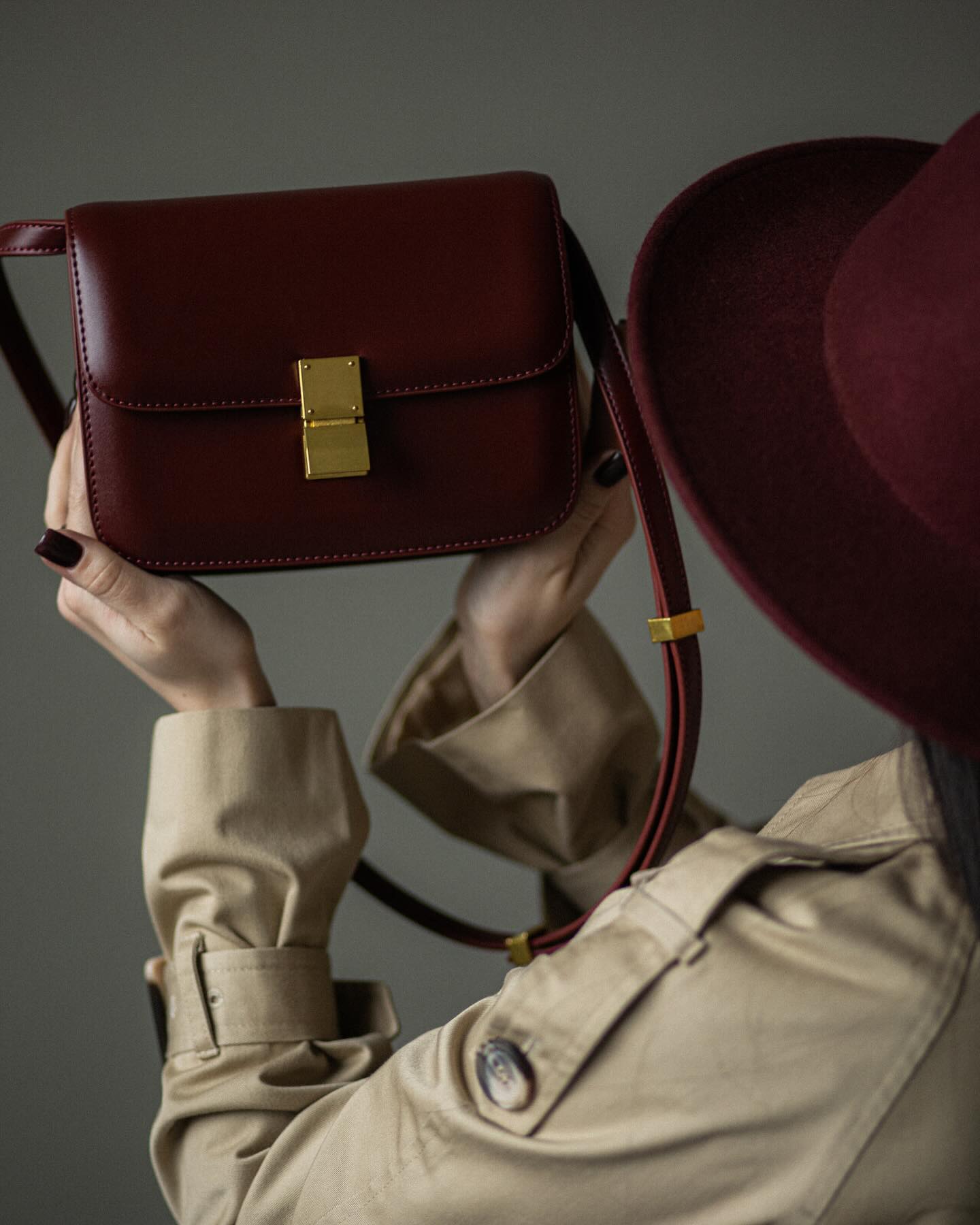 Bolsa Feminina de Couro Transversal Zaite Matife 

bolsa feminina de couro transversal vinho

bolsa feminina de couro