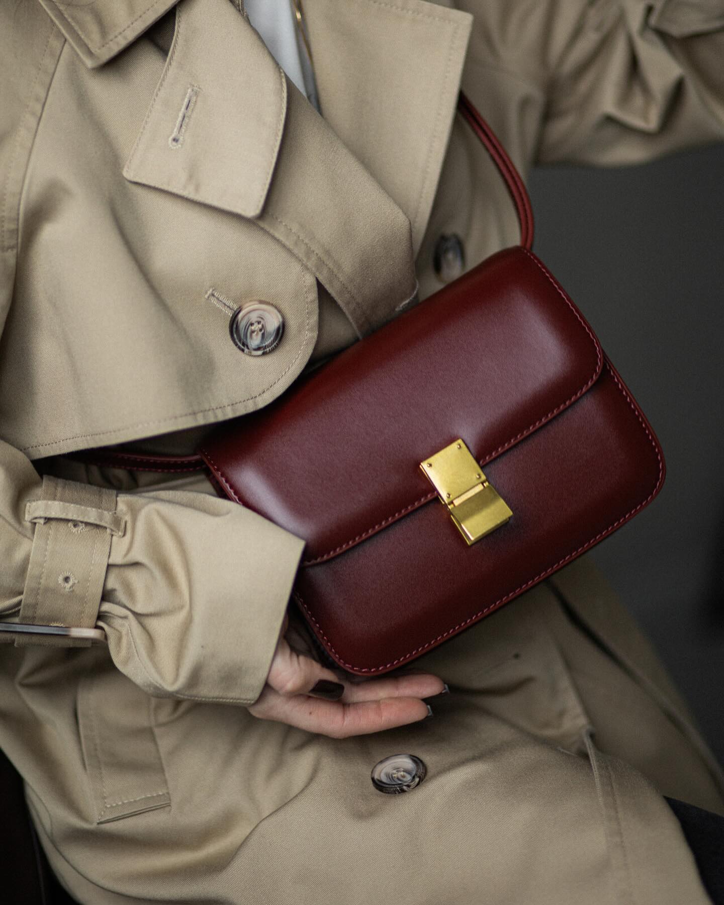 Bolsa Feminina de Couro Transversal Zaite Matife 

bolsa feminina de couro transversal vinho

bolsa feminina de couro