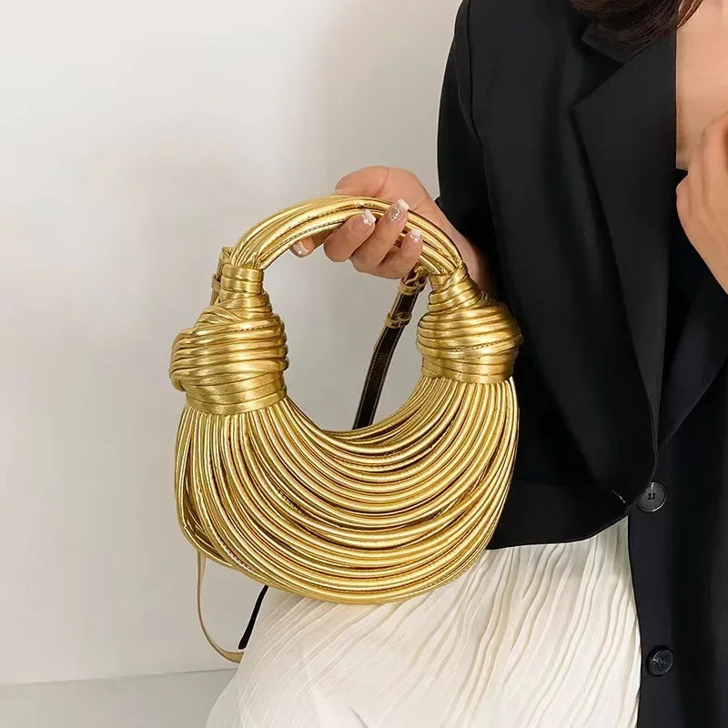 Bolsa Feminina de Mão - Esmeralda

bolsa feminina
bolsa de Mão
bolsa de couro