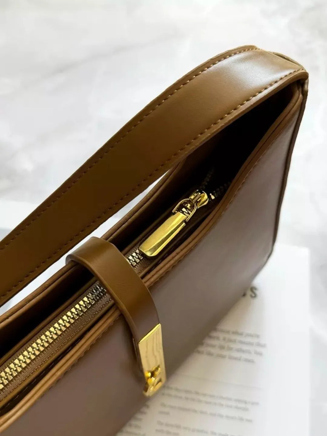 Bolsa Feminina de Ombro Glenda - Matife 

bolsa feminina
bolsa de Ombro
bolsa de couro 