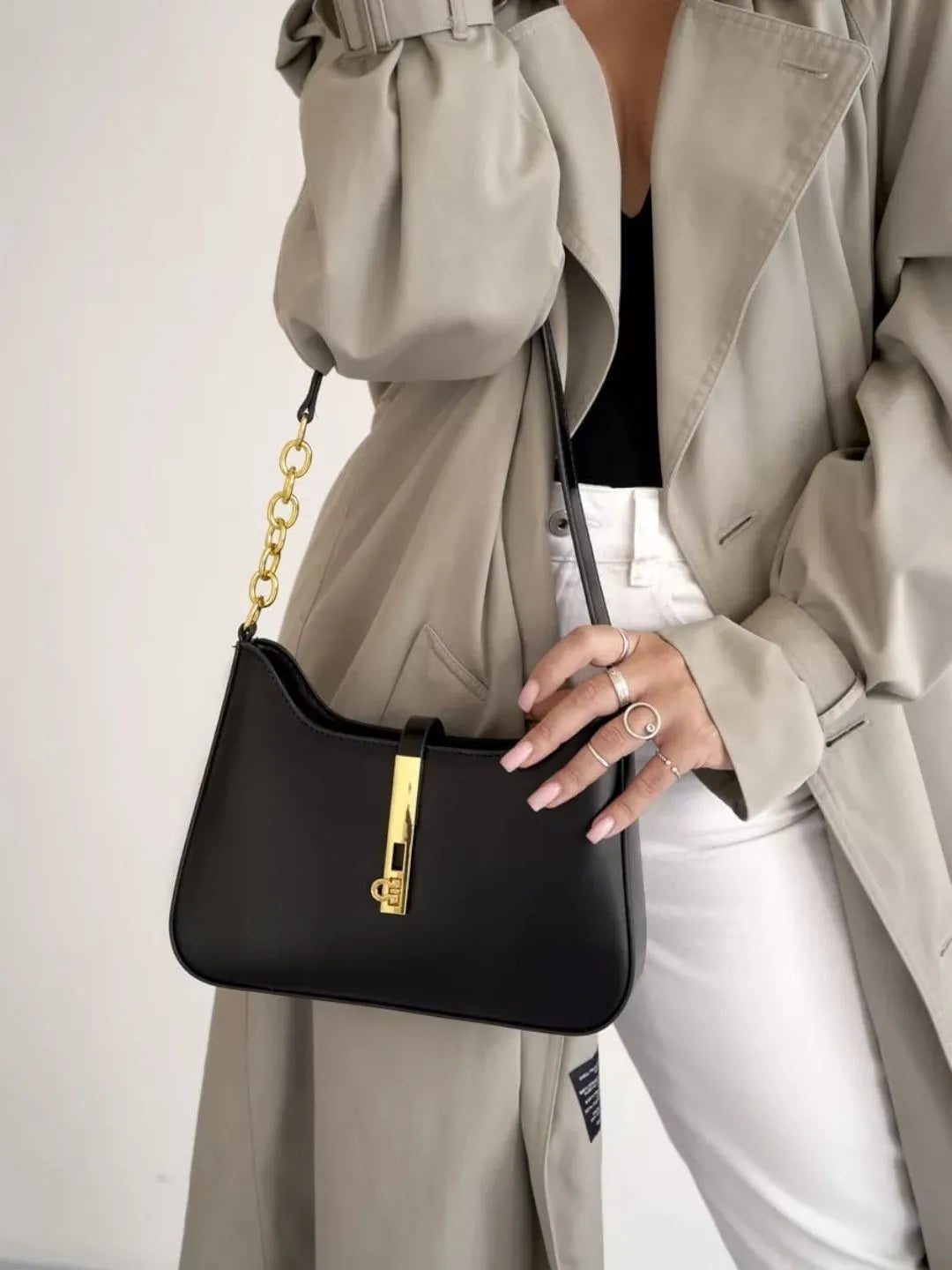 Bolsa Feminina de Ombro Glenda - Matife

Bolsa Feminina de Couro Preto
bolsa feminina
bolsa de Ombro
bolsa de couro  
