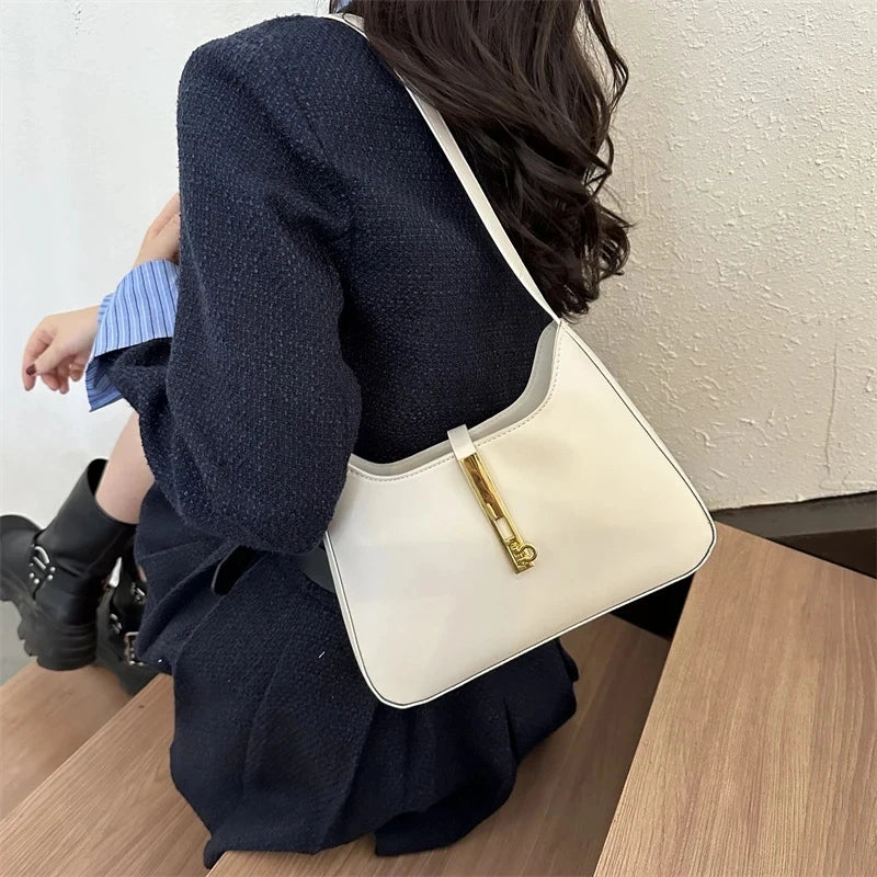 Bolsa Feminina de Ombro Glenda - Matife 1

Bolsa Feminina de Couro Branca
bolsa feminina
bolsa de Ombro
bolsa de couro 