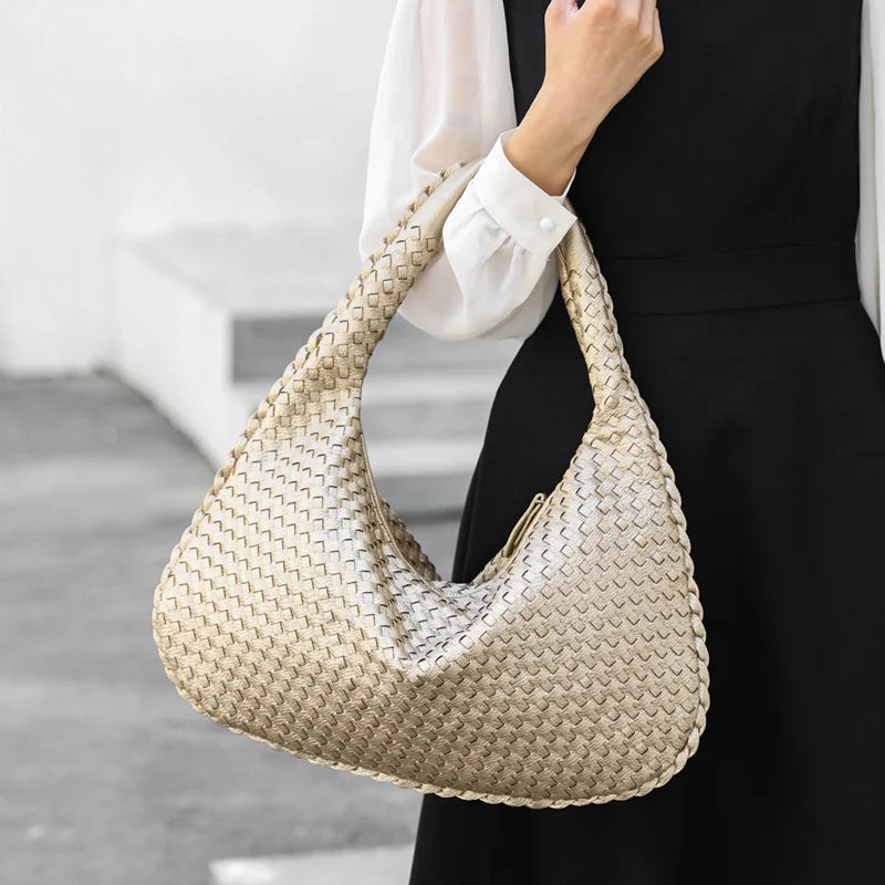 Bolsa Feminina de Ombro Pietra - Matife 1

bolsa feminina
bolsa de ombro
bolsa de couro
bolsa transversal
bolsa tiracolo